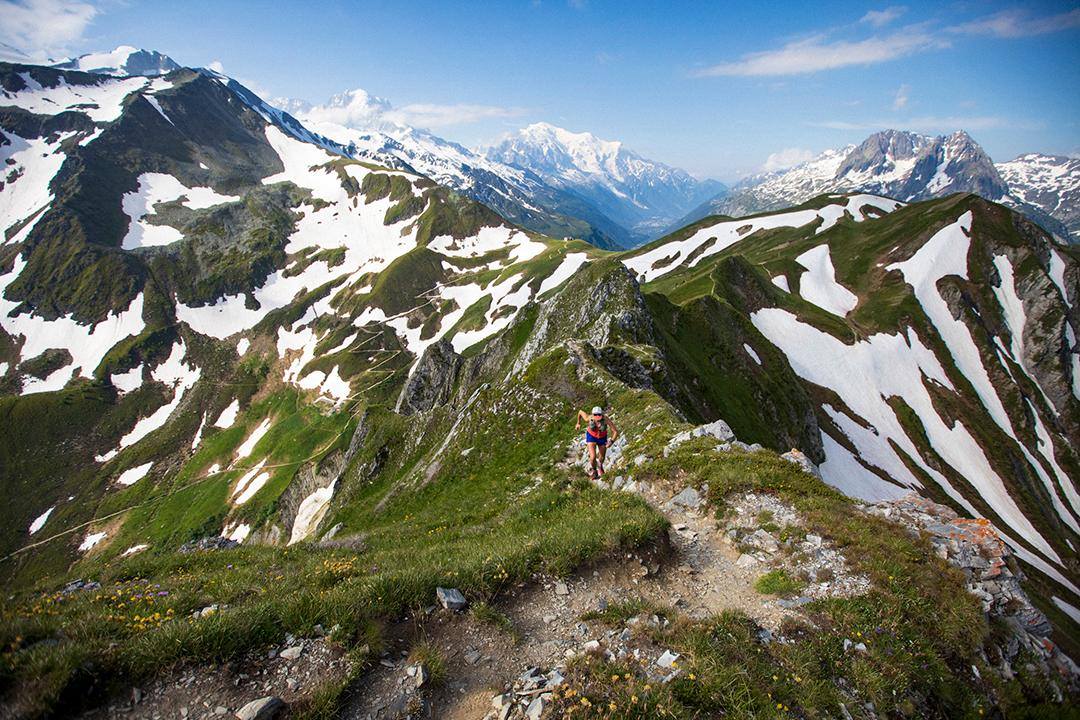 Mind-calming backdrops for lung-searing climbs.⠀