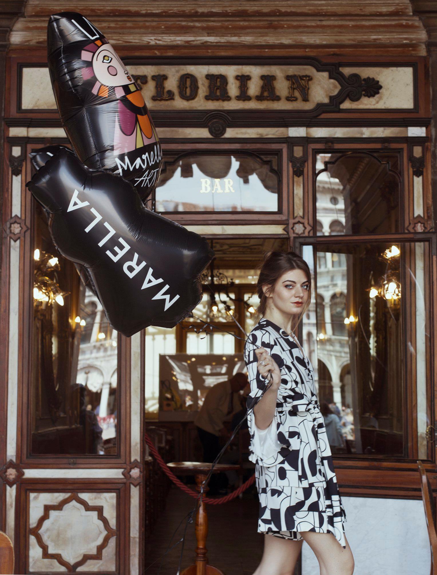 #LISELOTTExART365 GOES TO VENICE // Spotted Flora Dalle Vacche and the #Marella Queen baloon around Venice!