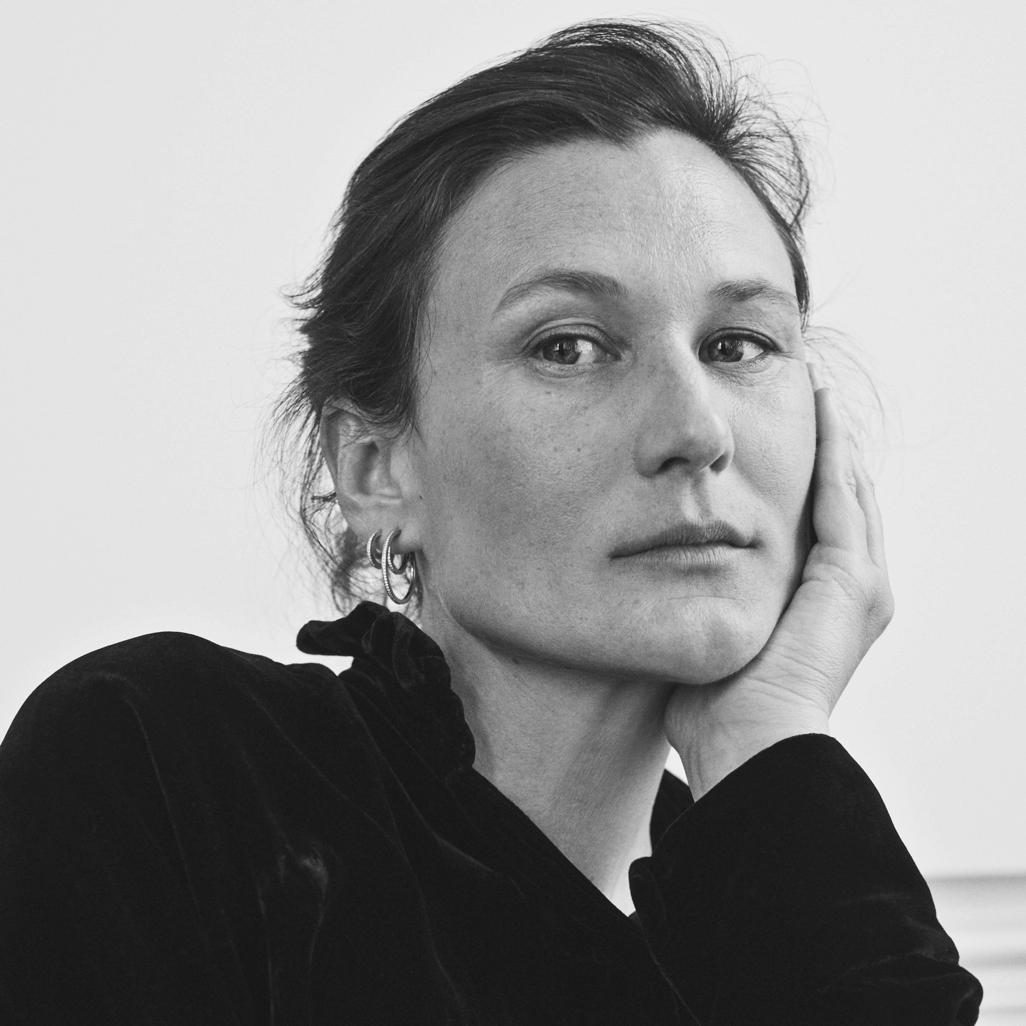 Sophie Bille Brahe admits that working with Georg Jensen is something that, as a Danish jeweller, she always aspired to. “It is a story at the heart of Denmark – everybody here feels it and recognises the name Georg Jensen. It is part of our Danish design legacy. Discover the collection:
