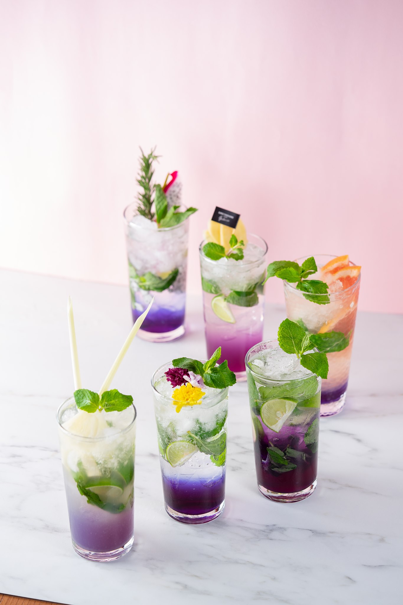 Flavourful butterflies landed at Greyhound Cafe 🦋✨ Adding elegant colors and various fruity flavours to the plain Mojito, a traditional Cuban highball, the latest Butterfly Mojito Series limited at our @K11musea and @Times Square outlets, would be a sweet and refreshing light drink that suits everyone’s tongues.  Give it a try now at specific outlets and tell us your favorite down below!! ... Greyhound Café Times Square