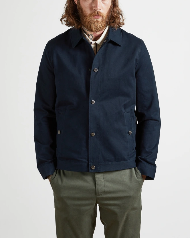 哈靈頓風格夾克讓你看起來休閒又酷。