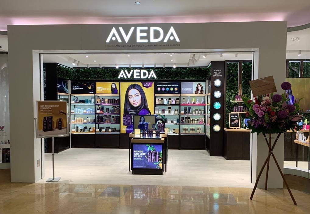 【Aveda新店開幕 🎊 多重限定優惠及免費服務體驗 🎁 】 為慶祝Aveda全新概念店開幕，新店將於今個星期五同六舉辦 「Aveda 平衡美髮體驗日」，