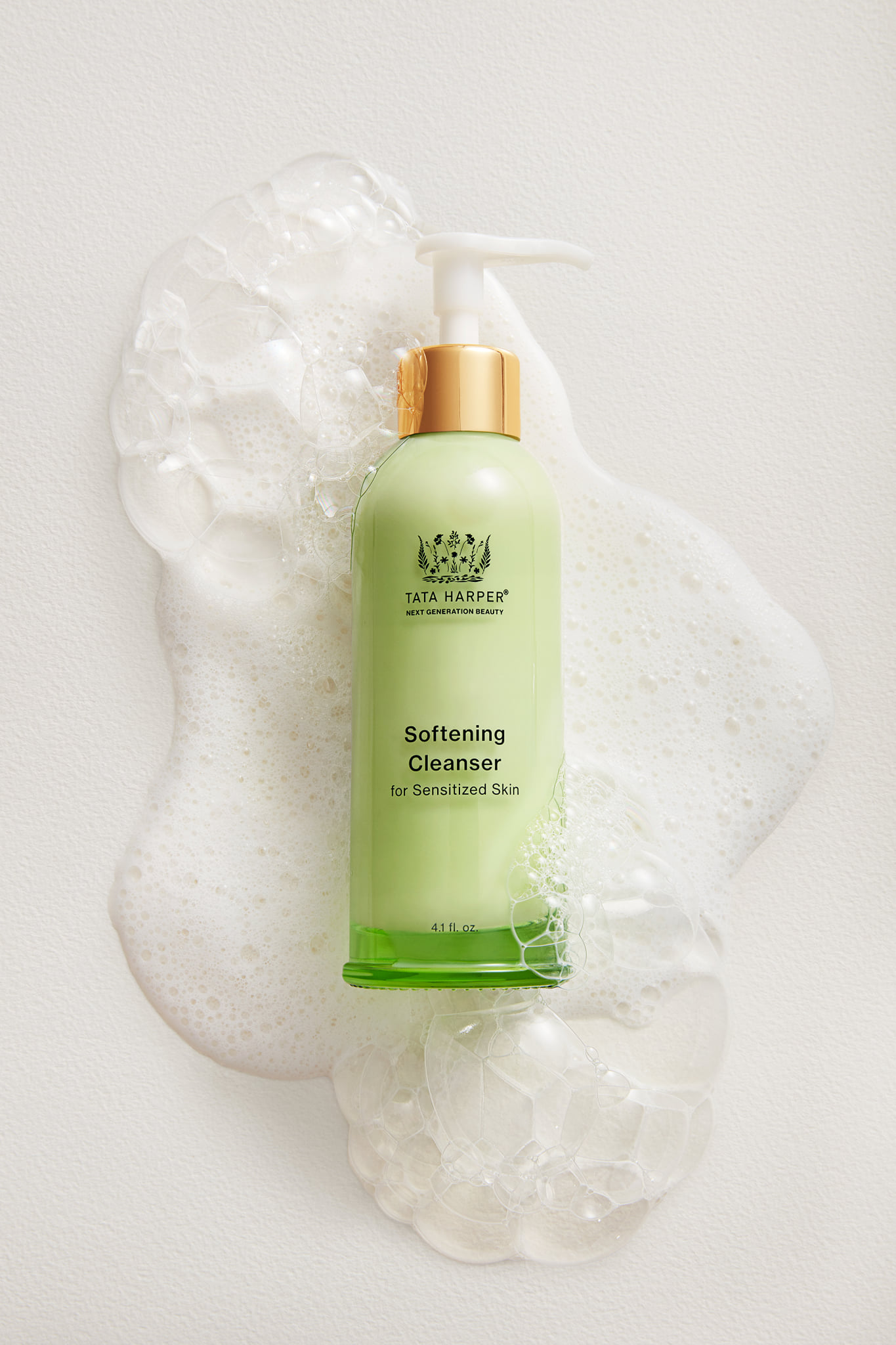 【The foamy caress】 The Softening Cleanser, from Tata Harper Skincare's Superkind collection, is infused with a micro-foaming botanical blend that lathers into a dense, luxurious foam to gently dissolve buildup and impurities, giving reactive skin the much-needed foamy caress and leaving behind a thin lipid barrier to make your skin feeling clean and supple