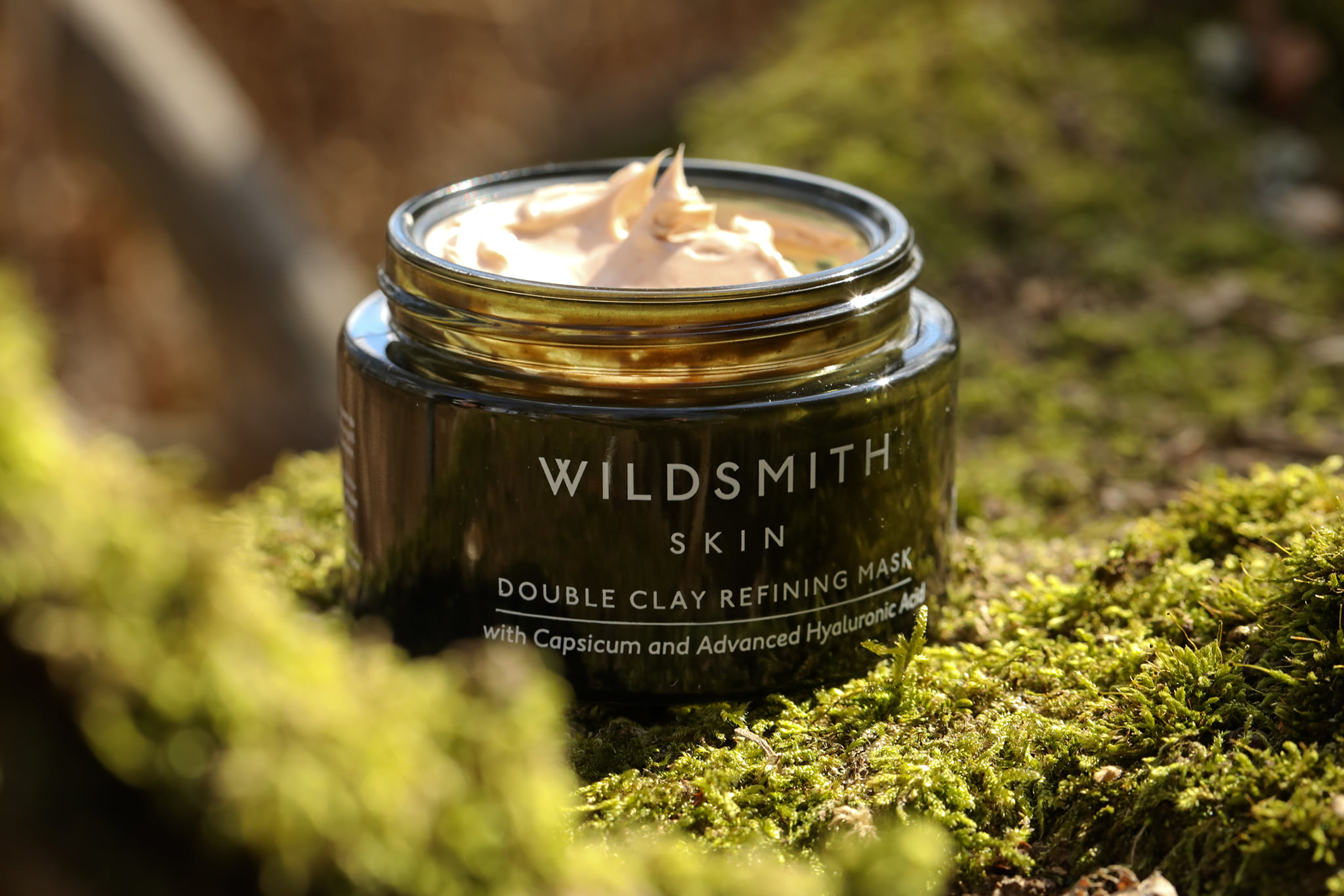 【A facial in a jar】 Let the Double Clay Refining Mask from Wildsmithskin liberate you from dull complexion, lack of radiance and luminosity
