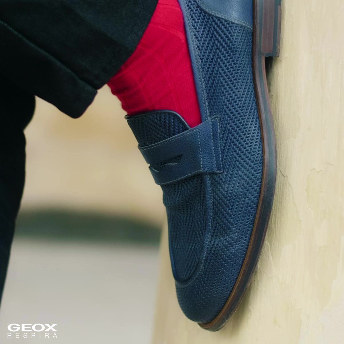 We’re facing difficult times, but we’ve got this. The time will come when these in-vogue & refined Geox BAYLE leather loafers will see the light of day again. And it will be glorious. Discover a selection of formal shoes to enhance your style festivalwalk