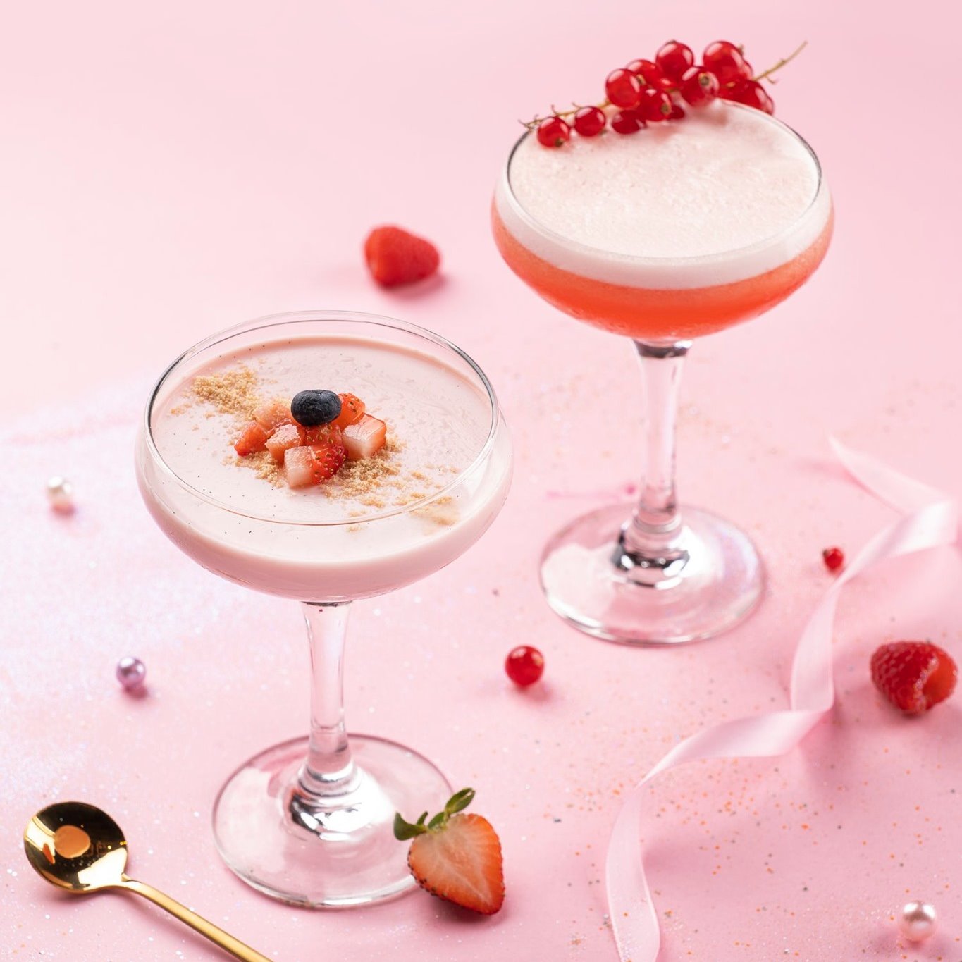 We're sweet for Pink October!   Sip on the delicious special edition Lampone Sidecar Cocktail or savour the delightfully light Bella Rosa Panna Cotta and we'll donate funds to the Hong Kong Hereditary Breast Cancer Family Registry. 齊齊關注乳癌粉紅十月Pink October﹗... 今個月，Ciao Chow每售出Lampone Sidecar雞尾酒及Bella Rosa意式士多啤梨奶凍，就會捐贈部分收益予香港遺傳性乳癌家族資料庫，資助遺傳性乳癌病人嘅服務，大家都一齊響應出一分力啦﹗