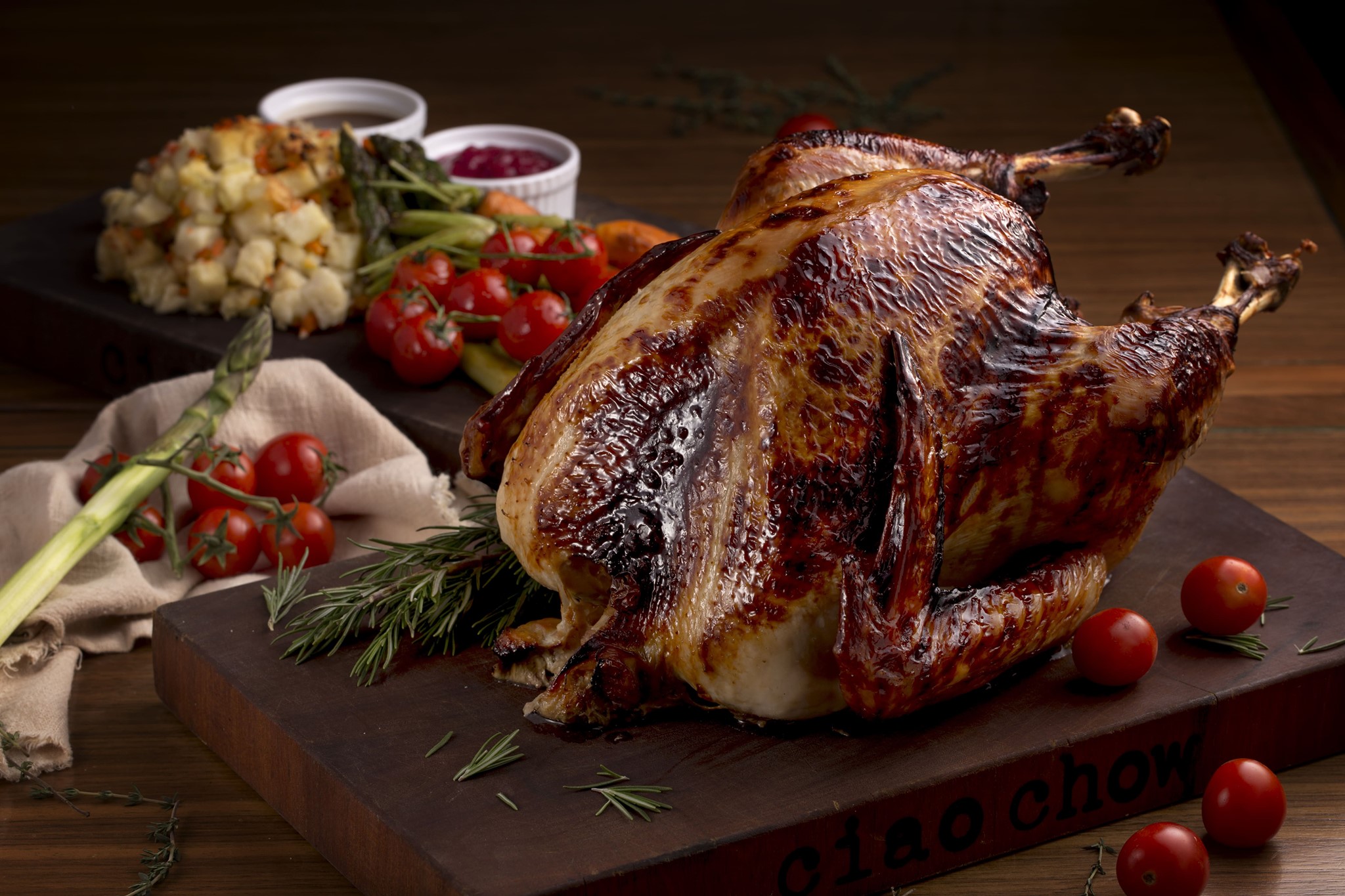 Let's celebrate Thanksgiving! You'll certainly be grateful for a slow-roasted turkey, complete with house-made traditional sides; including mashed sweet potato, seared brussels sprouts, roast carrots, asparagus with cherry tomatoes, cranberry sauce and turkey jus gravy. Available from 28-30 November 2019.... Order as individual portions or to share: 