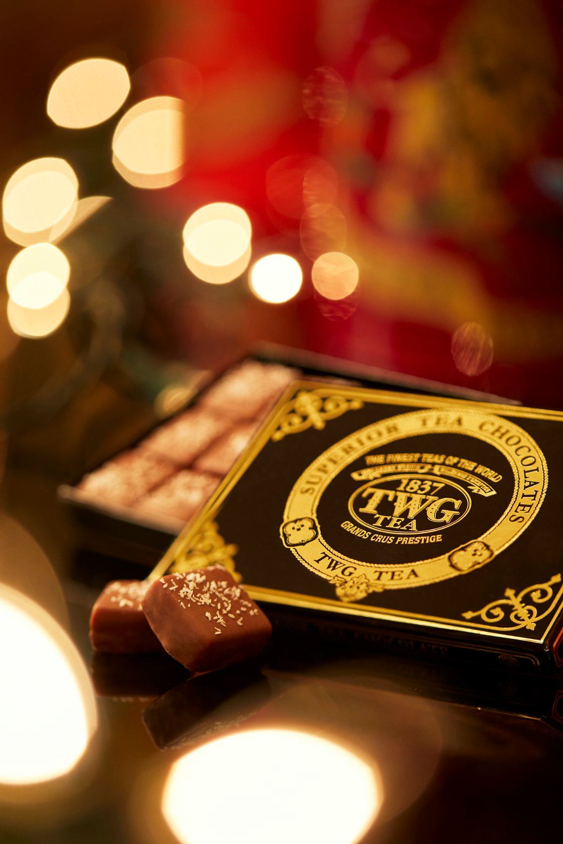 For the lucky ones on Santa’s nice list, TWG Tea rewards chocolate lovers with the Grand Christmas Tea infused milk chocolate bonbons, encasing a coconut purée layered with crisp hazelnut feuilletine, ornamented with desiccated coconut. Grand Christmas Tea, Coconut and Hazelnut Chocolate Bonbons, $28 for a box of 14. Available till 31 December 2020. #TWGTeaOfficial