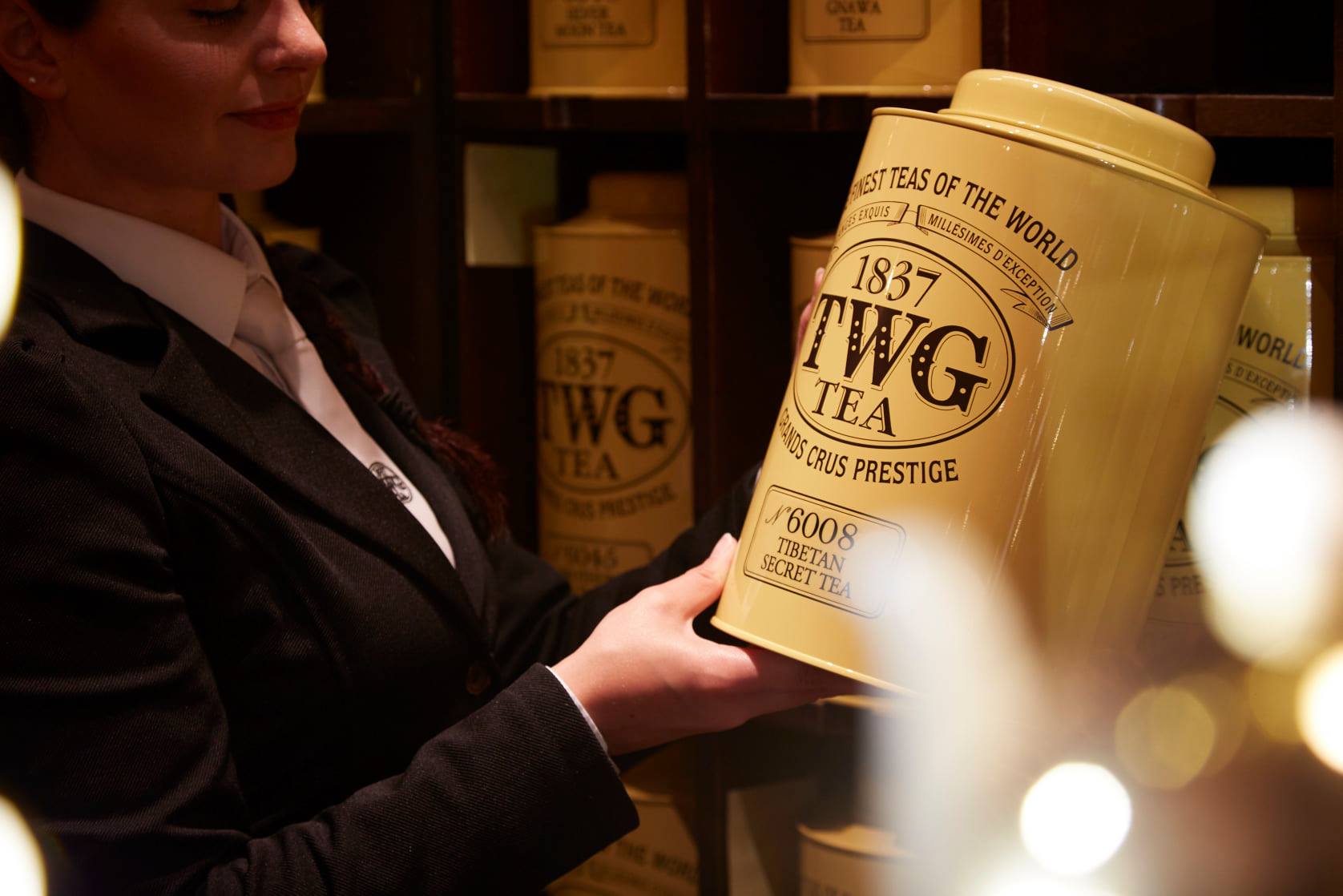 #NowInfusing: As dramatic and uplifting as the Himalayan plains, this remarkably delicate TWG Tea black tea is blended with sweet fruits and spicy overtones to soothe and revive the spirit. #TWGTeaOfficial