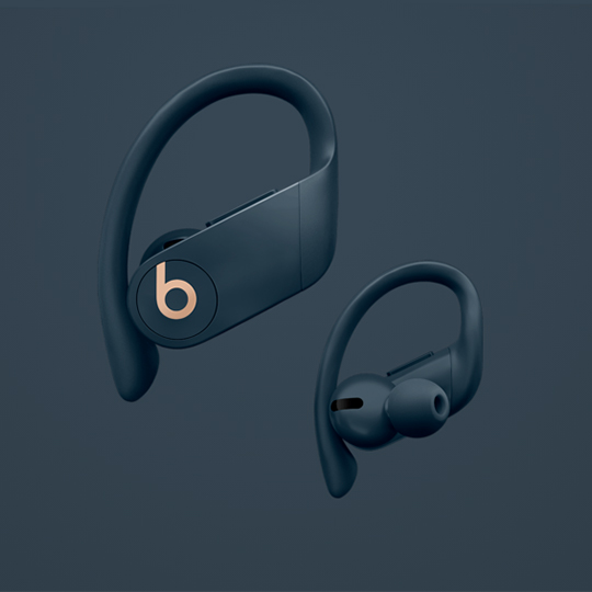 【#Apple親生仔】Powerbeats Pro 四色集合！ 新色現貨到！Apple x Beats最新推出〈Powerbeats Pro〉收到咁多好評，係時候入手喇！ ➡ 主打運動用，防汗防水，緊扣雙耳...