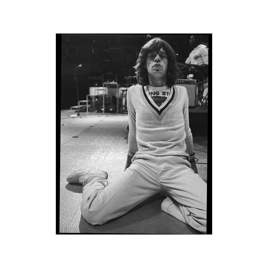 Mick Jagger, know for his quintessentially British rock swagger and love for cricket, has helped carve the place of this iconic garment in men’s style, taking it from the playing fields to the stage! 