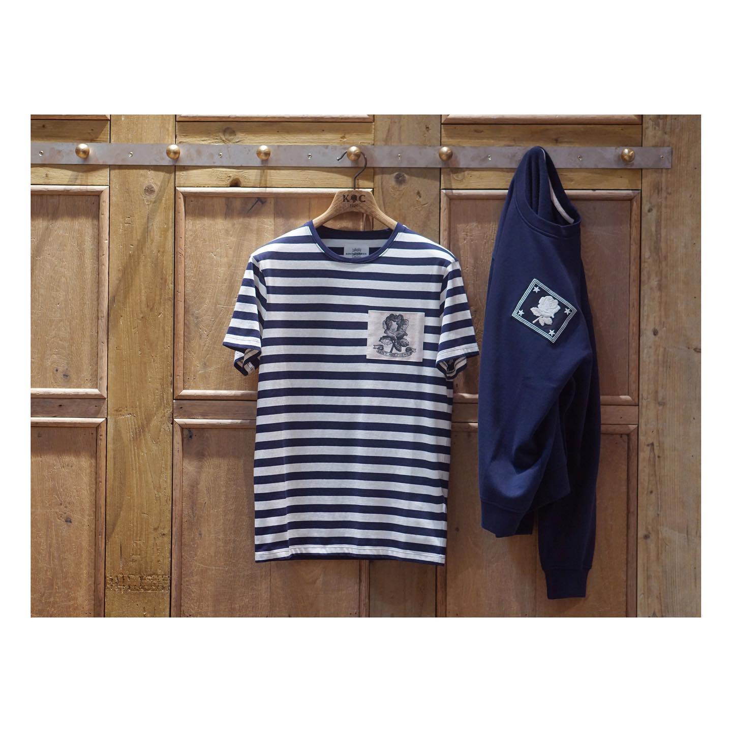 Harking to the oceans and the seas, our rose sketch patch Breton tee and navy marine patch sweatshirt available online.