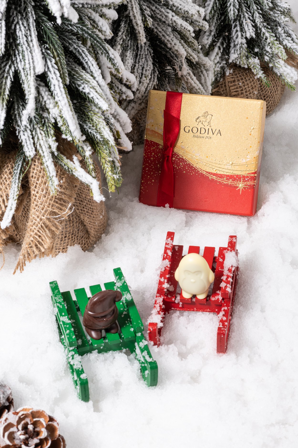 🎁🎁 聖誕節怎能少了GODIVA的巧克力😘
