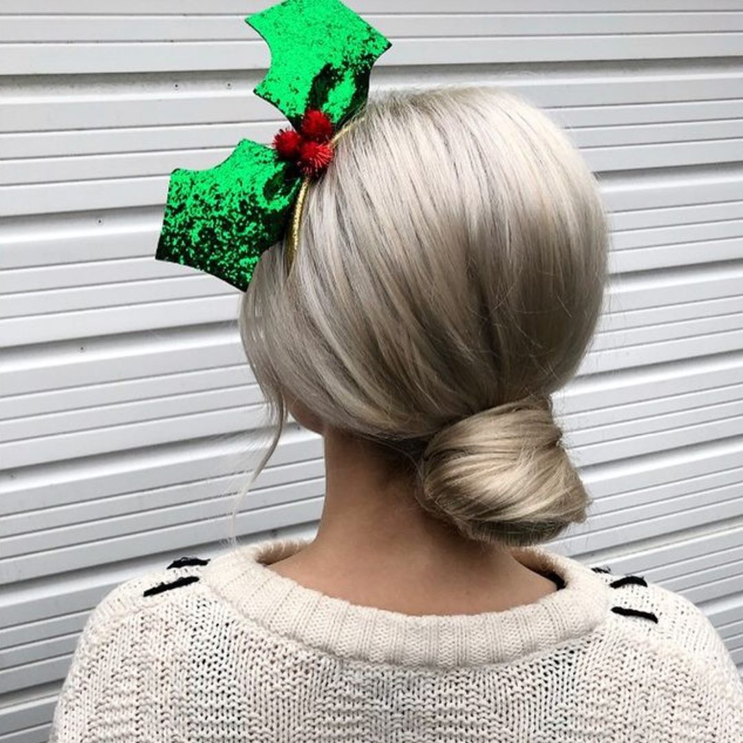 Meet me under the mistletoe ❤️ 📷: @michaelgrayhair Tap the link in the bio to shop...