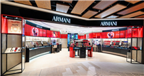 【全新GIORGIO ARMANI Beauty K11 MUSEA 專門店 隆重開幕 】 ARMANI Beauty 全新開幕的K11 MUSEA專門店，讓您感受致臻致美的購物體驗及尊享獨家的非凡禮遇 ! 由即日起至2019年9日30日，凡到K11 MUSEA 專門店的顧客，讚好ARMANI Beauty 專頁及此帖子，出示此帖子即可獲贈CREMA NERA 極致再生光感煥顏霜3天體驗裝乙份*，綻放完美剔透光芒，並尊享更多獨家的購物禮遇。 地址: 九龍尖沙咀梳士巴利道18號K11 MUSEA , Level B1, B127 及 128 號鋪...