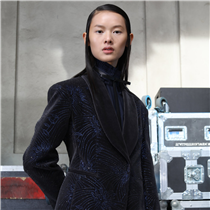 Sparkling and feminine as this #SportmaxFW20 Runway look. A perfect style for a unique attitude. #sportmax