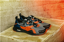 PUMA全新跑鞋Hybrid Fuego結合品牌專利嘅NRGY同Ignite Foam科技，增強吸震表現，同時保留後踭喺跑動時嘅穩定度，你又點可以錯過？