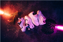 作為PUMA其中一款最受歡迎嘅女裝鞋款，Cali今年迎嚟全新升級版Cali Sport，加厚鞋底配上女生們最愛嘅霧粉色做點綴，妳又點可以抗拒？