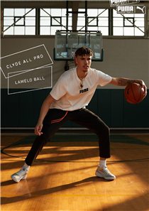 NBA新人王LaMelo Ball已經著起全新嘅Clyde All-Pro，預備嚟緊嘅新賽季，你哋都快啲嚟試吓呢對PUMA史上最輕巧嘅籃球鞋啦🐆🏀 *我哋嘅IG已經正式同大家見面，快啲follow啦😎