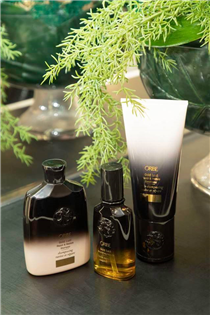 【Oribe’s trilogy】 Oribe crafts exclusive, artisanal blends of the finest hair formulations for the glamorous and hair-obsessed