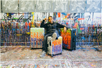 TUMI s’associe à l’artiste JonOne pour célébrer l’art de la Liberté, le thème de sa nouvelle collection Printemps-Eté 2020.