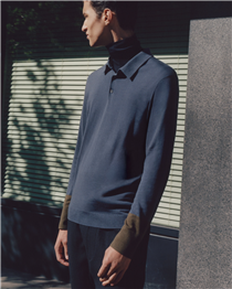 Merino refines the autumn wardrobe. Crafted to keep you warm, while remaining lightweight and breathable enough to layer. ​ Shop merino knitwear: festivalwalk ​