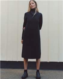 Need an extra layer? Pair  our knitted dresses with our fine merino roll neck for perfected autumn dressing. ​ Discover more:​ festivalwalk
