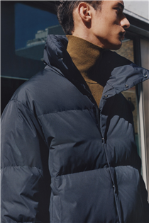 Discover insulating coats and accessories made to keep you warm through the coldest months.  Shop the edit: festivalwalk