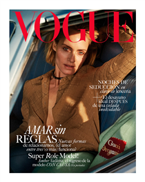 Amber Valletta appears on Vogue Mexico’s latest cover wearing a GG silk jacquard shirt with cotton wide pants with embroidered label from Gucci Spring Summer 2020 by Alessandro Michele. 