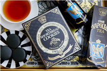 A much beloved biscuit since the 12th century, the shortbread recipe was only perfected under the auspices of Mary, Queen of Scots. TWG Tea has adapted this luxurious cookies into a marvelous biscuit infused with the sweet caramel notes of our signature Napoleon Tea.
