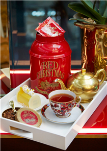 A gorgeously crafted ruby red Collector's Tea Tin emblazoned with holiday cheer, this tea tin is filled with, 100% cotton teabags of Red Christmas Tea, a blend of theine-free red tea with a festival of holiday spices promising a wonderful assembly of rich flavours. 