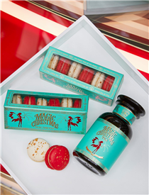 In tantalising shades of Santa Claus’s red and white, TWG Tea has transformed its signature tea-infused macarons into delicious jewels of bite-sized confection. The limited-edition Magic Christmas Tea infused macaron delicately filled with a velvety smooth white chocolate ganache. Available at all TWG Tea Salons in Singapore and on TWGTea.com! 