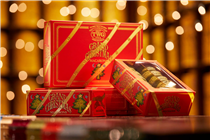 In tantalising shades reminiscent of Christmas trees, rejoice with festive macarons delicately filled with rich and smooth Grand Christmas Tea infused pistachio. Packaged in limited edition Grand Christmas Tea gift box of 24. Shop now at TWGTea.Com! *Gourmet products are available for self-collection in Singapore only.  #TWGTeaOfficial...