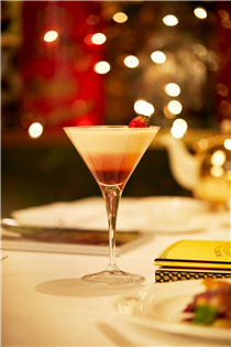 With the cheers of merriment and chime of sleigh bells echoing around the fireplace, indulge in TWG Tea’s festive menu this December. Let the yuletide feast begin with a mocktail of Grand Christmas Tea, pineapple and strawberry juice, soursop purée and Chantilly cream. #TWGTeaOfficial