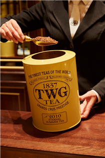 #NowInfusing: A fragrant South Africa red tea embellished with notes of sweet summer rose blossoms accented with raw berries, which finish with a lingering aftertaste reminiscent of ripe Tuscan peaches. A theine-free tea to be enjoyed hot or iced at any time of the day. Shop now at TWGTea.Com!