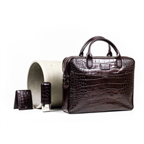 The “Croco Dandy Collection” captures a quality of design and polished craftsmanship, to create refined leather goods for demanding elegant professional :
