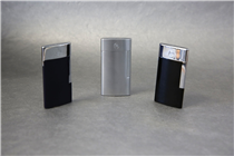 Discover “Eslim”, the first luxury e-lighter. No gas, no flame and still 7mm thick : "Eslim" is ideal for travelling. 