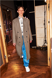 Shop this season's must-have overcoat straight from the Paul Smith 50th Anniversary runway show in Paris.  For him: paul-smith.co/3n9OkKF