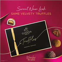 SWEET NEW LOOK ✨ 全新松露巧克力禮盒延續將近95年的品牌傳承，以黑金色為主調，時尚簡約搭配不朽經典，👨‍🍳🎨 更顯傳統製作工藝與創意心思的碰撞融合。