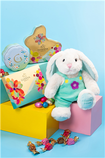 🐰 小兔毛公仔為你化身成復活節使者，🍫🍫 帶來迷你巧克力復活蛋禮袋，送上滿滿春意的甜蜜滋味。