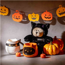百變淘氣小黑貓🐱伴你渡過詭魅萬聖節🎃 Boo! Get ready for Halloween with these spooky kittens. 🐱Halloween Series merchandise is now available at all stores.🎃 #StarbucksHalloween...