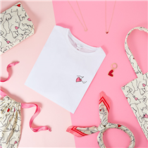 This Breast Cancer Awareness Month (1st – 31st October) we’re proudly supporting breast cancer awareness charity, @coppafeelpeople by donating £20,000 of the profits from our exclusive feel-good boutique collection of products. 🎉  SHOP: festivalwalk