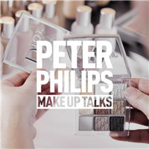 Check out Peter Philips, Creative & Image Director of Dior Makeup, talk about the brand new Dior Backstage Custom Eye Palette and Face & Body Glow and discover all his inspiration and tips!