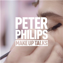 Let Peter Philips, Creative & Image Director of Dior Makeup, tells you all about the makeup look of the Dior Autumn-Winter 2020-2021 show! Natural raw look with inspiration from the intellectual seventies!